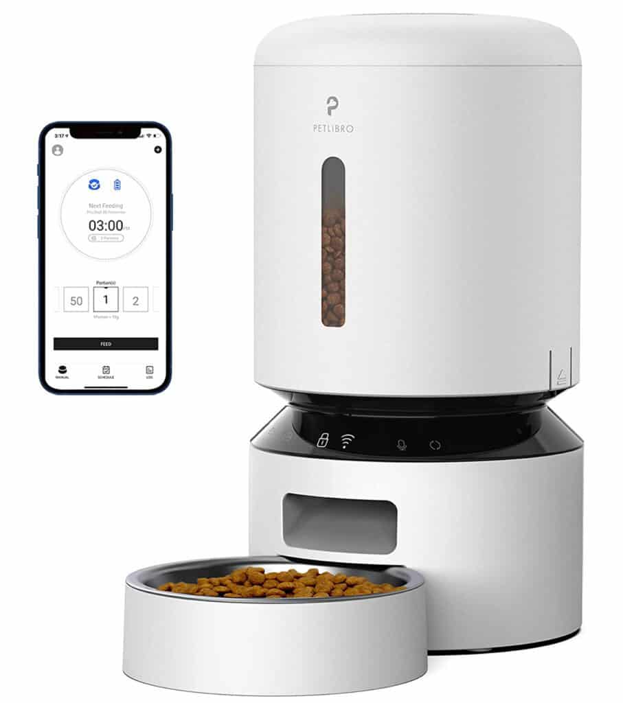 Dispensador automático de comida para gatos